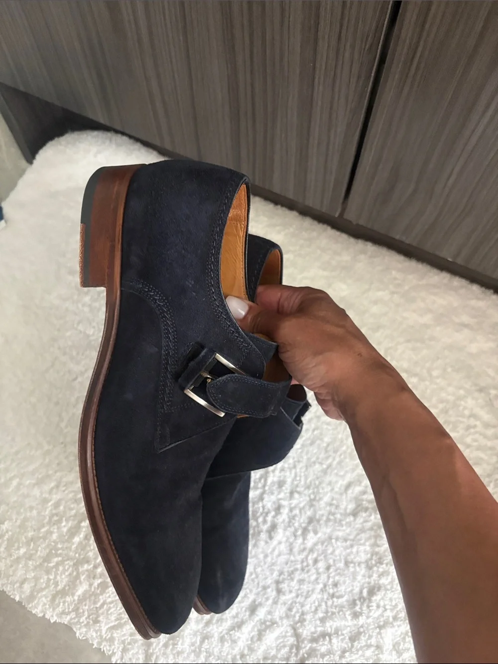Magnanni refined navy